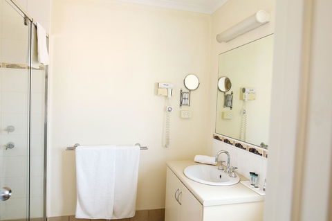 Kalbarri Edge Resort - Pubs and Clubs 12