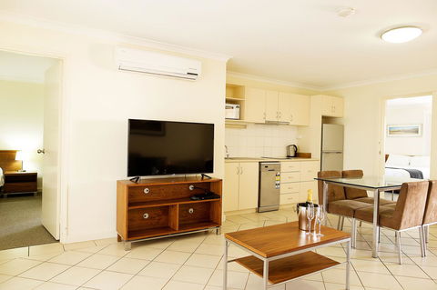 Kalbarri Edge Resort - Pubs and Clubs 16