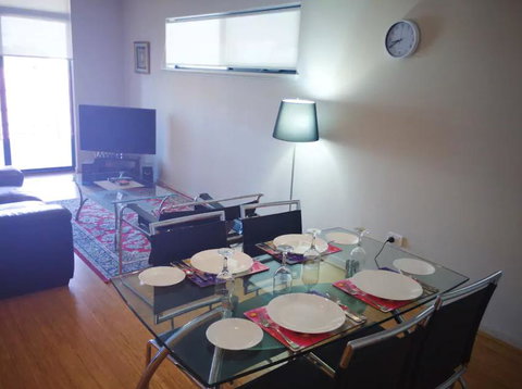 Outram St Apartment - Go Out 4