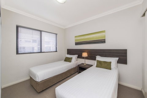 Dolphin Quay Apartments - Pubs and Clubs 39
