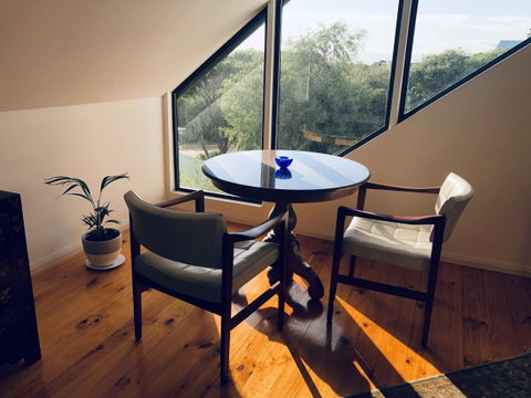 Orion Studio With Ocean Views - Pubs and Clubs 16