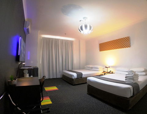 Criterion Hotel Perth - Pubs and Clubs 24