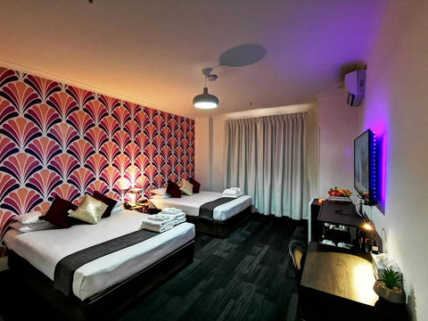 Criterion Hotel Perth - Pubs and Clubs 21