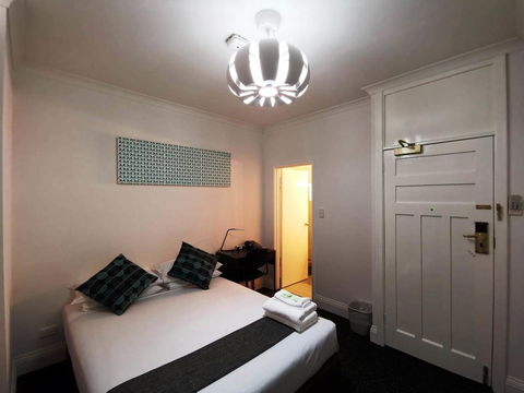 Criterion Hotel Perth - Pubs and Clubs 2