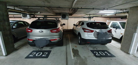 Sandcastles Beachfront Luxury Retreat Apartment - Go Out 2