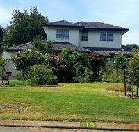 Airport HomeStay - Go Out