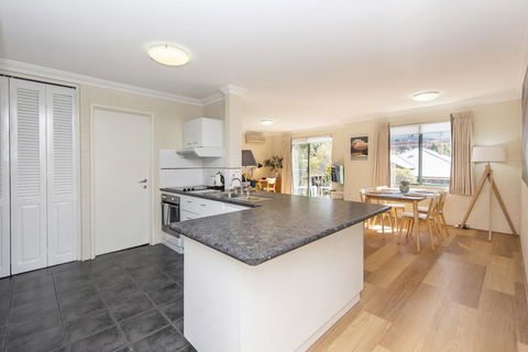 Subiaco Village - 34 - Go Out 4