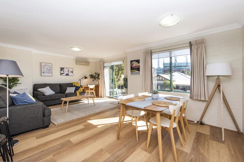 Subiaco Village - 34 - Go Out 0