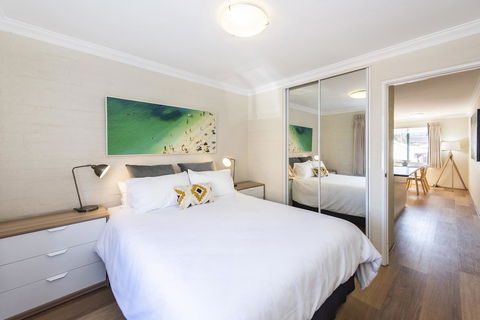 Subiaco Village - 34 - Go Out 7