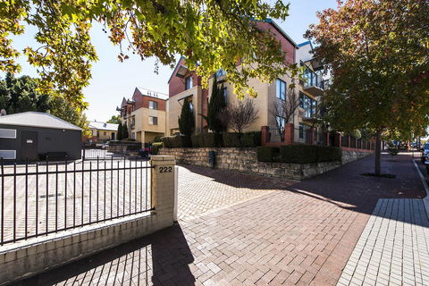 Subiaco Village - 34 - Go Out 17