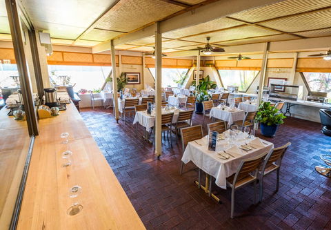 Hospitality Carnarvon, SureStay Collection By Best Western - Pubs and Clubs 20