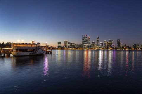 Como Executive Apartment - Pubs and Clubs 37