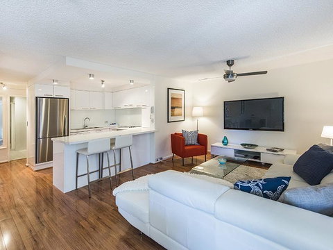 South Perth Deluxe Apartment - Go Out 41