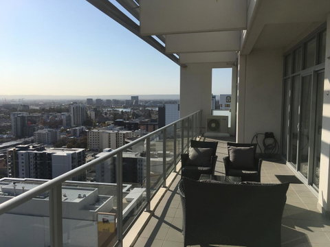 Astra Apartments Perth CBD - Pubs and Clubs 21