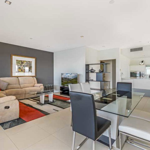 Astra Apartments Perth CBD - Pubs and Clubs 9