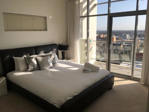 Astra Apartments Perth CBD - Pubs and Clubs 37