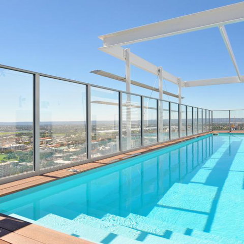 Astra Apartments Perth CBD - Pubs and Clubs 11