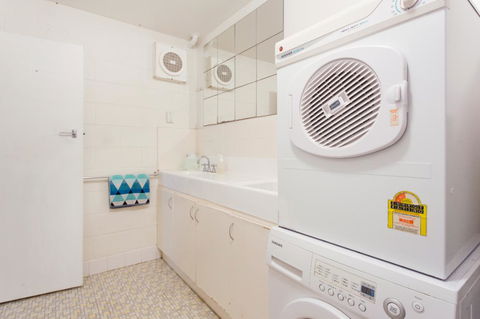 Retro Central Claremont Oasis - Pubs and Clubs 10