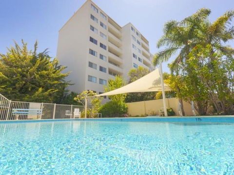 Retro Central Claremont Oasis - Pubs and Clubs 14