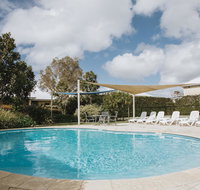 Geographe Cove Resort - Pubs and Clubs