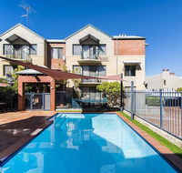 Subiaco Village 28 - Pubs and Clubs