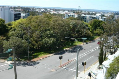 Colin St Apartment - Pubs and Clubs 12