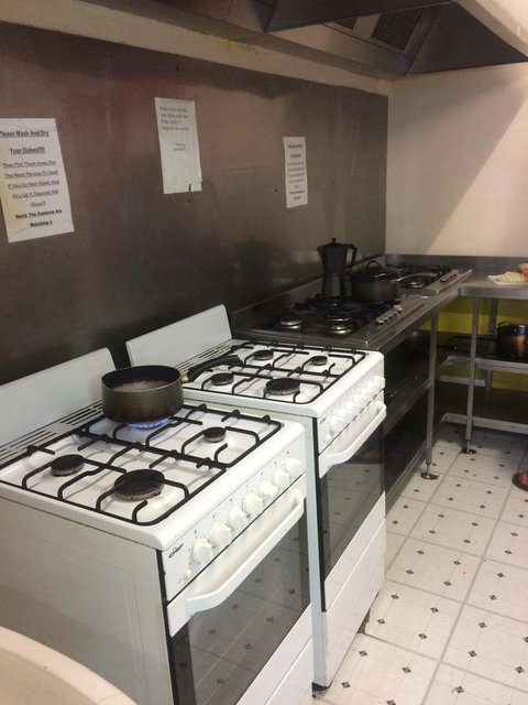 Planet Inn Backpackers - Pubs and Clubs 6
