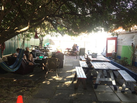 Planet Inn Backpackers - Pubs and Clubs 8