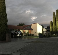 Master room with attachd bath - Go Out