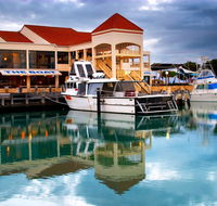 The Marina Hotel - Mindarie - Go Out