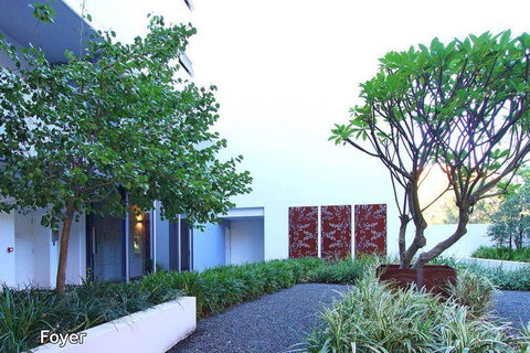 Scene Apartment 11 - Go Out 17