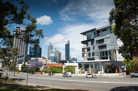 Scene Apartment 11 - Go Out 5