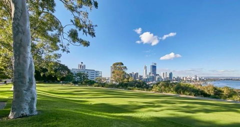 Scene Apartment 11 - Go Out 12