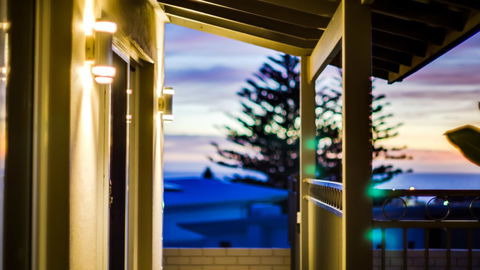 Mullaloo B & B - Pubs and Clubs 15