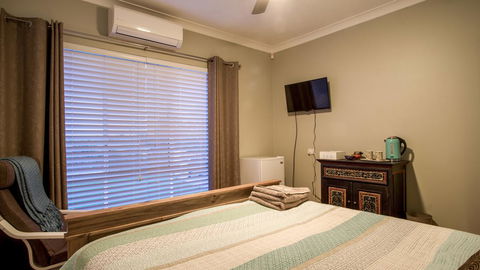 Mullaloo B & B - Pubs and Clubs 26