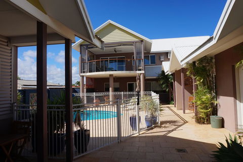 Gecko Lodge Kalbarri - Pubs and Clubs 30
