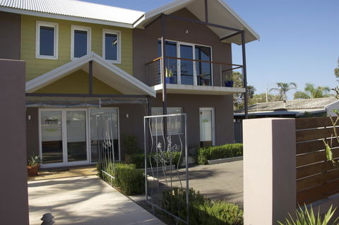 Gecko Lodge Kalbarri - Pubs and Clubs 28