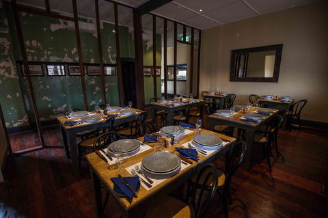 Beadon Bay Hotel - Pubs and Clubs 17