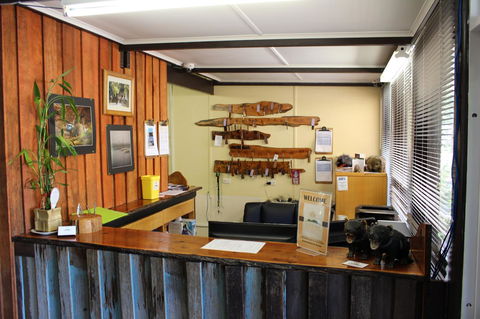 Tullah Lakeside Lodge - Pubs and Clubs 23