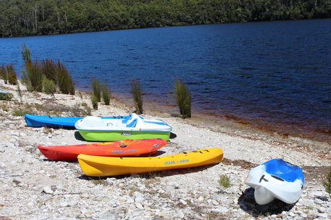 Tullah Lakeside Lodge - Pubs and Clubs 16