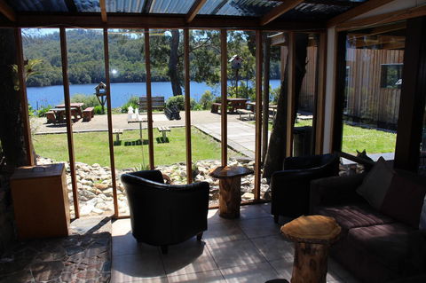 Tullah Lakeside Lodge - Pubs and Clubs 28