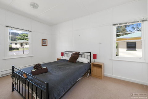 Giants Table And Cottages - Go Out 22