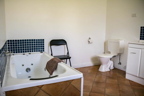 Giants Table And Cottages - Go Out 8