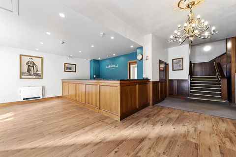 The Cornwall Boutique Hotel - Pubs and Clubs 25