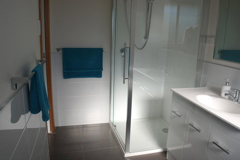 Modern 2 Bedroom Appartment - Go Out 10