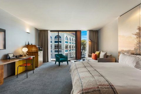 MACq 01 Hotel - Go Out 38