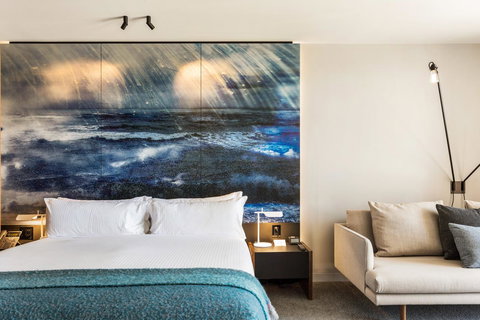 MACq 01 Hotel - Go Out 41