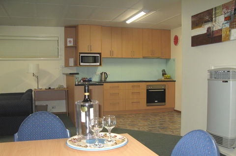Barclay Motor Inn - Go Out 29