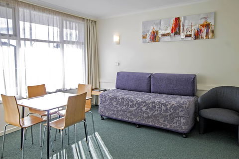 Barclay Motor Inn - Go Out 25