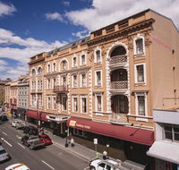Hadley's Orient Hotel - Go Out